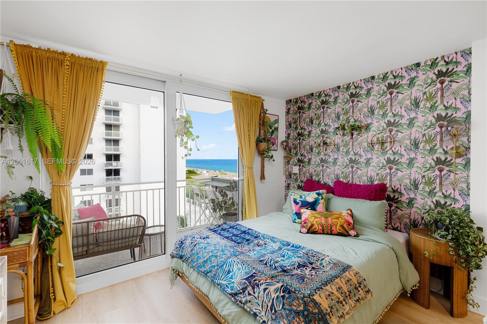 OCEAN POINT CONDO · #718 in Miami Beach - Photo 3
