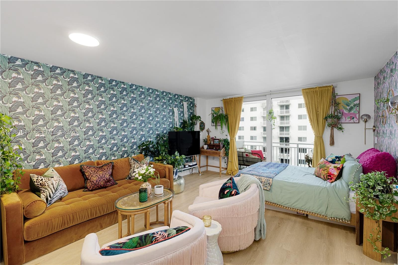 OCEAN POINT CONDO · #718 in Miami Beach - Photo 4