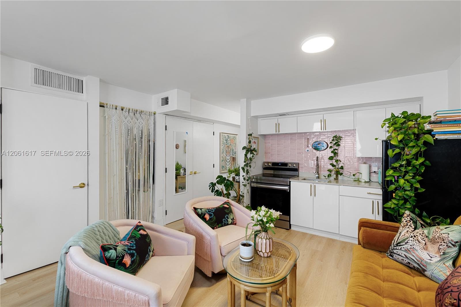 OCEAN POINT CONDO · #718 in Miami Beach - Photo 8