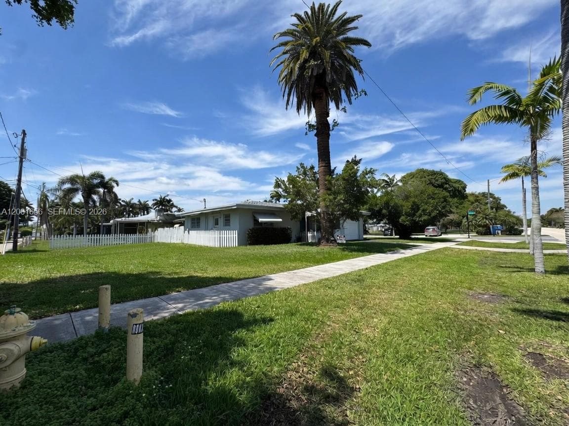 91 Fronton Blvd photo 2