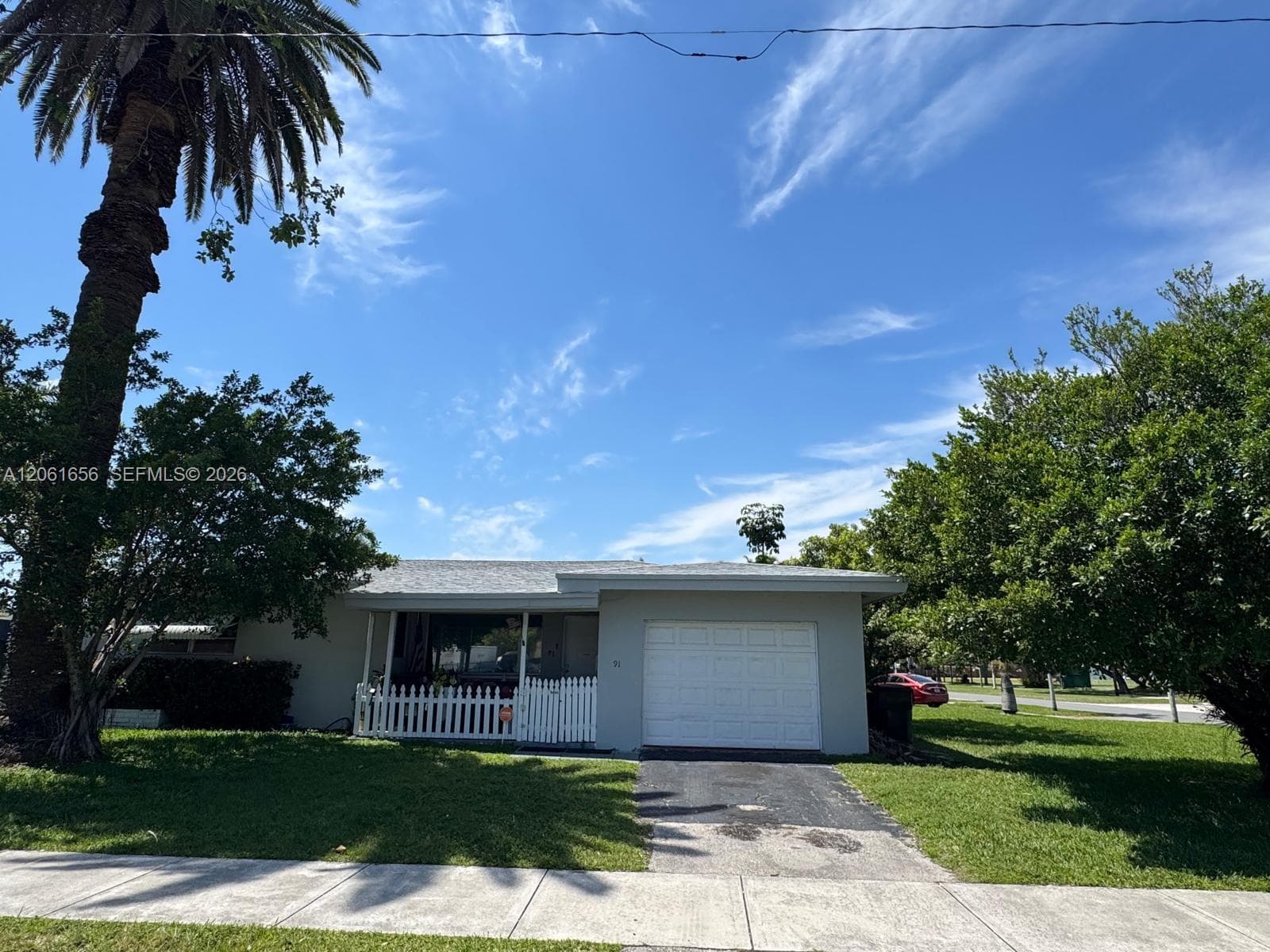91 Fronton Blvd photo 1