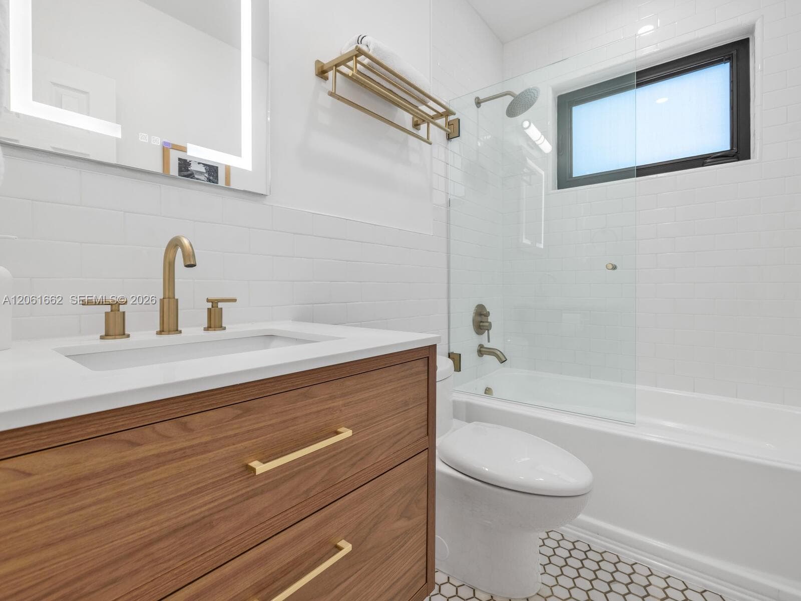 New Primary En-suite Bath