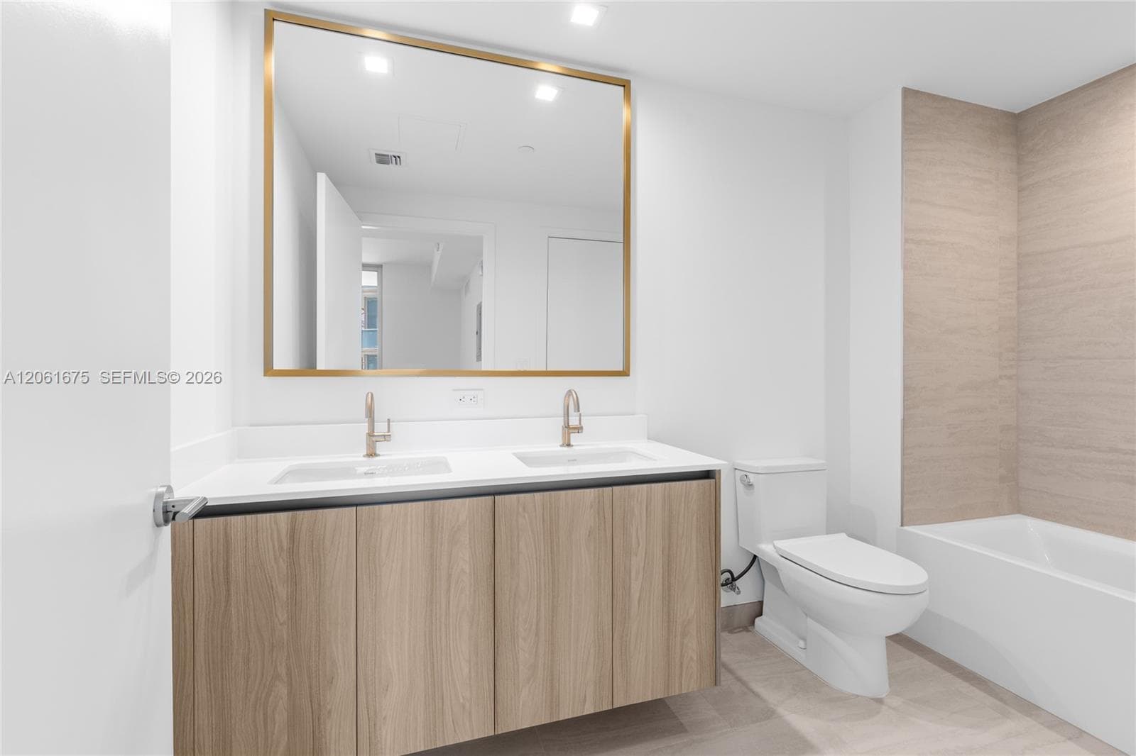 Viceroy Brickell Residences · #2205 in Miami - Photo 16