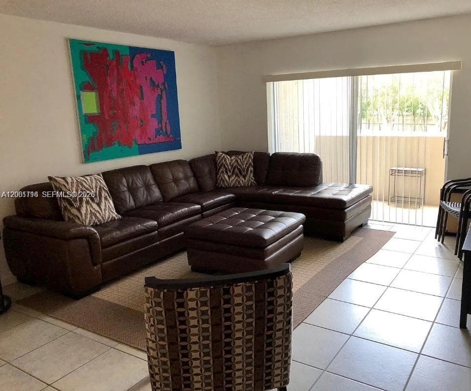 KINGS CREEK SO CONDO · #B-211 in Miami - Photo 4