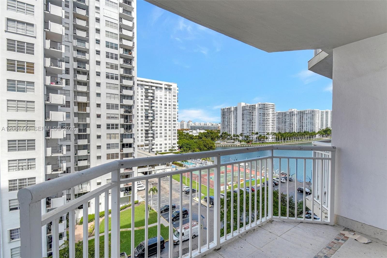 DEL PRADO · #801 in Aventura - Photo 3