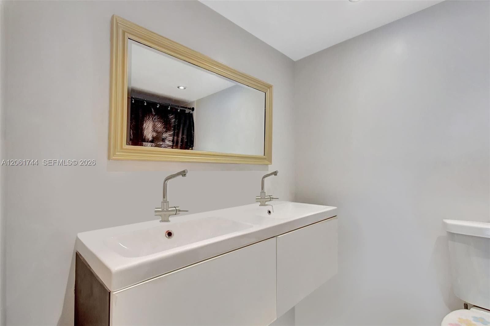 DEL PRADO · #801 in Aventura - Photo 15