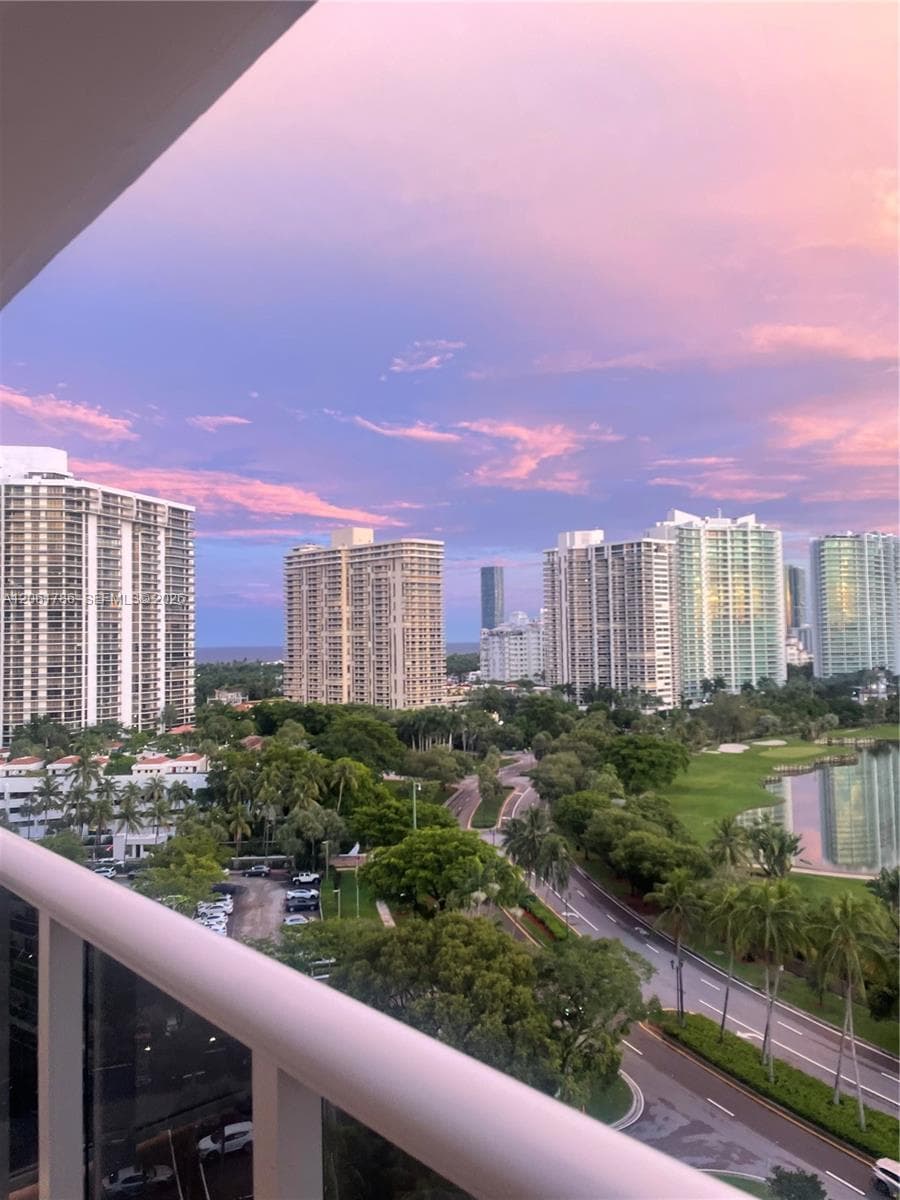 AVENTURA ELDORADO CONDO · #1504 in Aventura - Photo 17