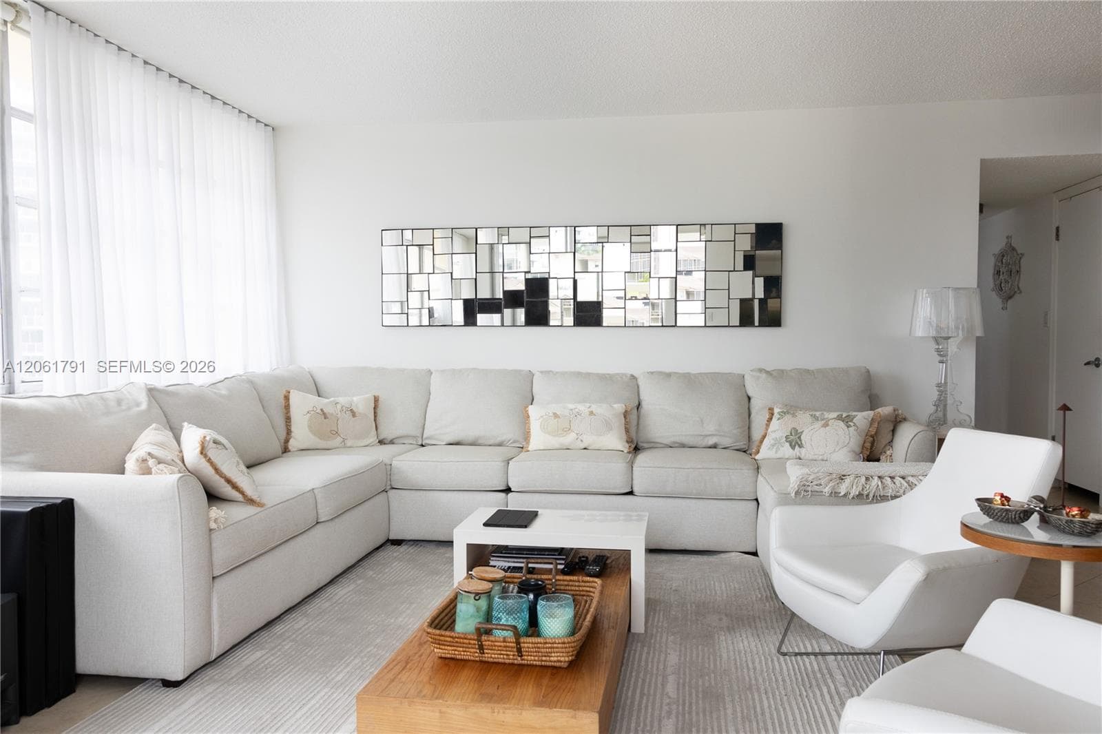 IMPERIAL TOWERS CONDO · #320 in Hallandale Beach - Photo 4