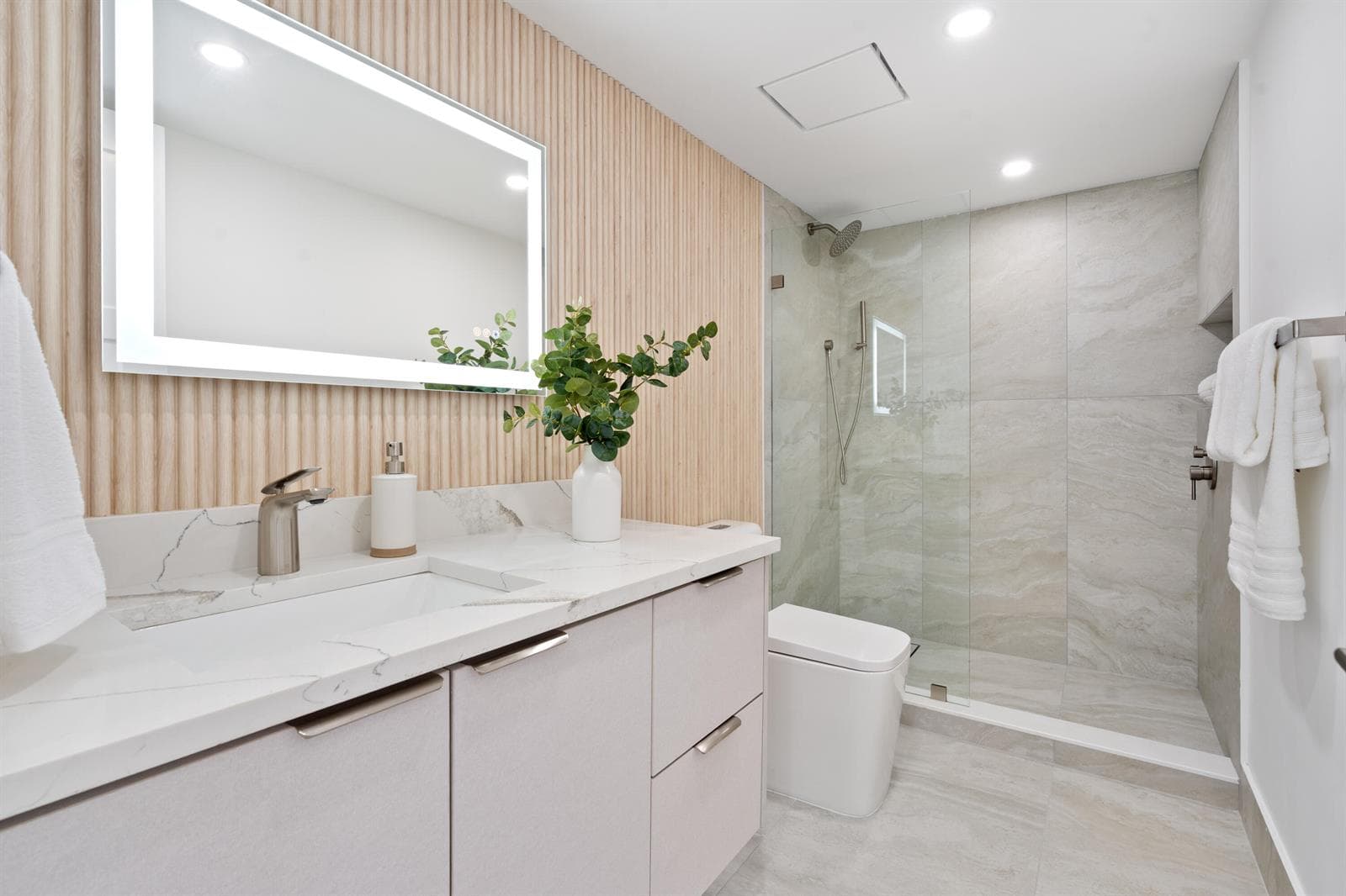 19-3456 S Ocean Blvd Unit 505 Palm Beach