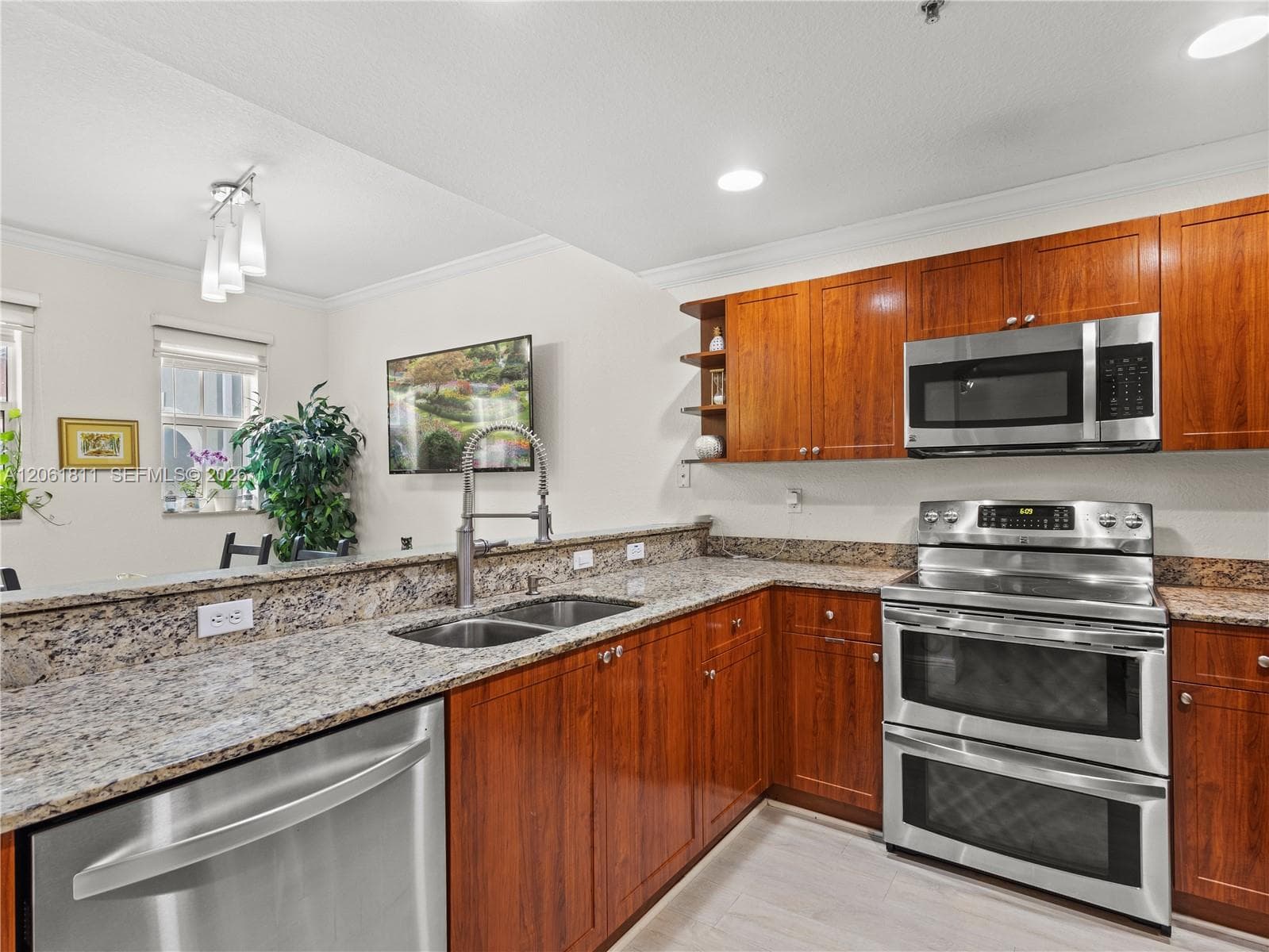 CORONADO AT DORAL · #217 in Doral - Photo 13