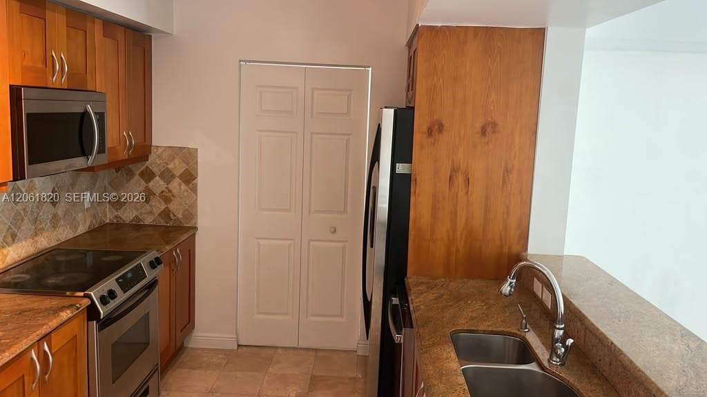 DUO CONDOMINIUM · #1605E in Hallandale Beach - Photo 8