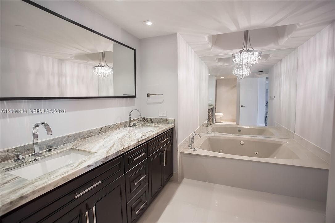 TERRACES NORTH TURNBERRY · #2703 in Aventura - Photo 4
