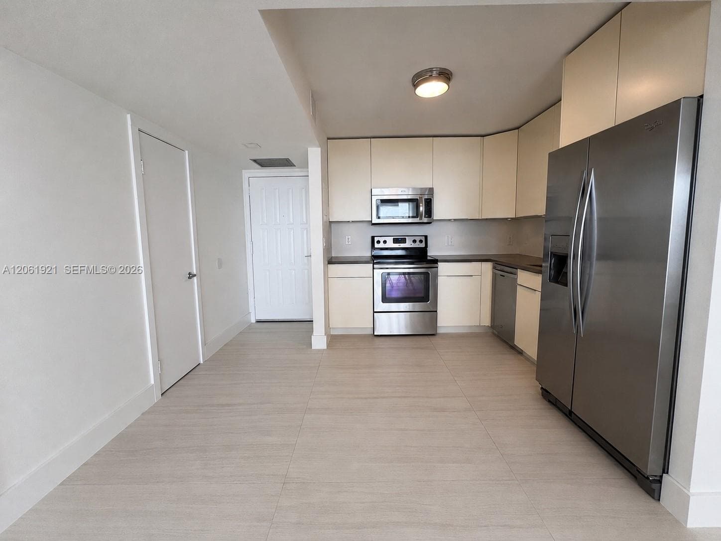 200 LESLIE CONDO · #1017 in Hallandale Beach - Photo 7