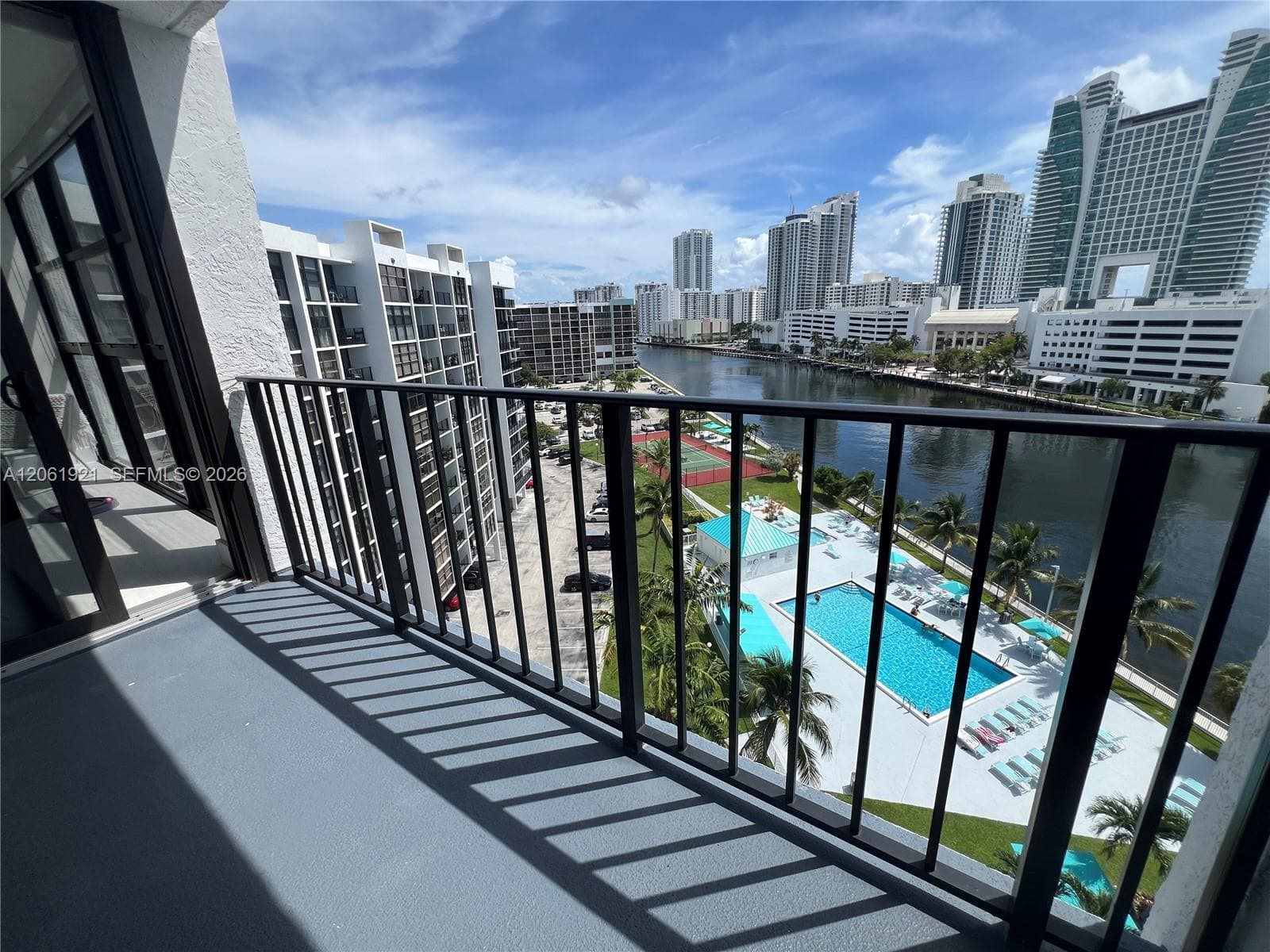 200 LESLIE CONDO · #1017 in Hallandale Beach - Photo 4