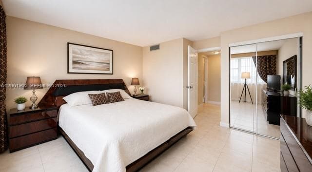 PARKER TOWER CONDO · #1210 in Hallandale Beach - Photo 7