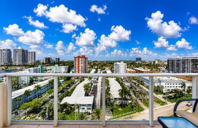 PARKER TOWER CONDO · #1210 in Hallandale Beach - Photo 5