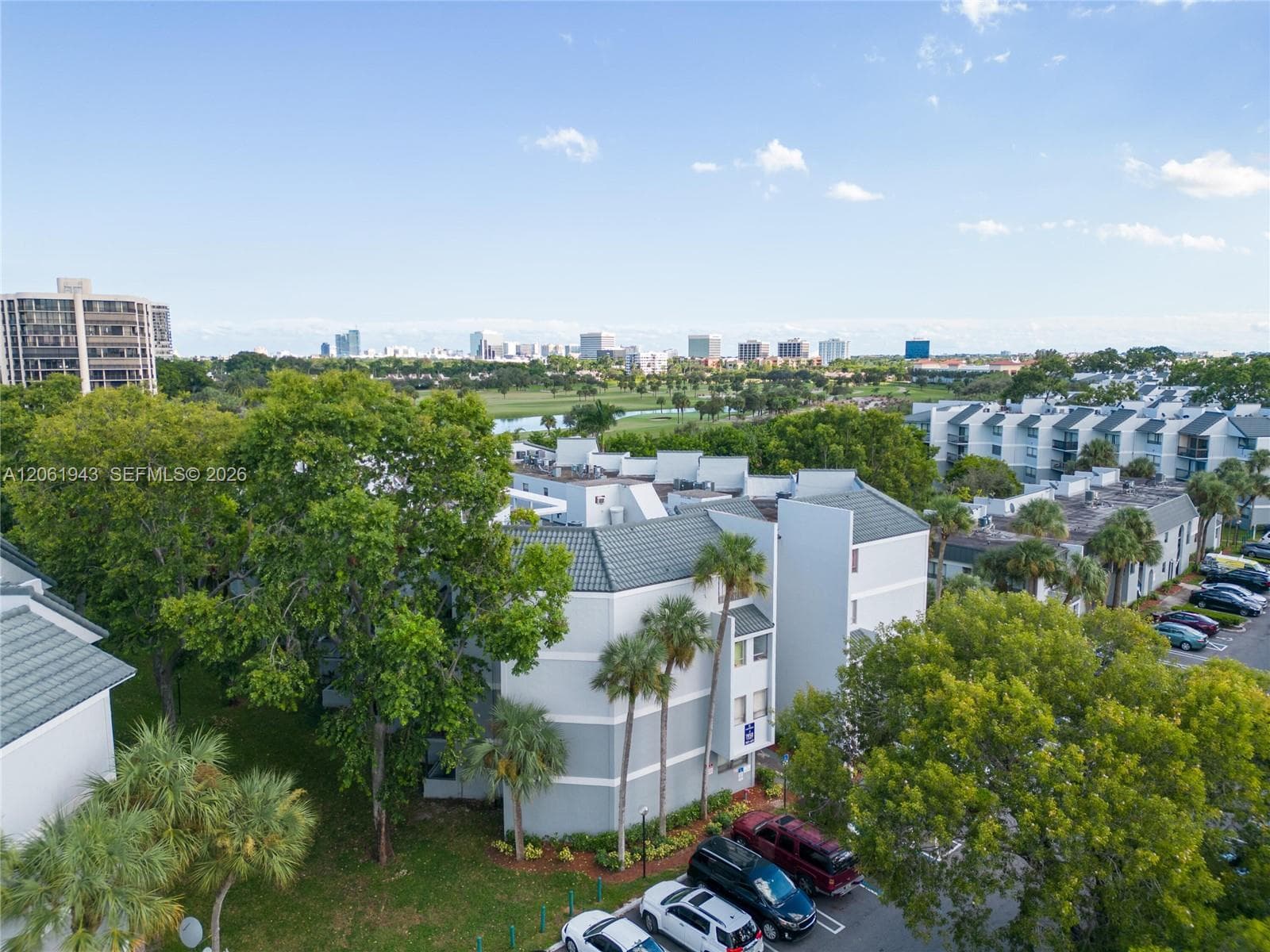 PRESIDENTIAL GOLFVIEW · #308 in West Palm Beach - Photo 22