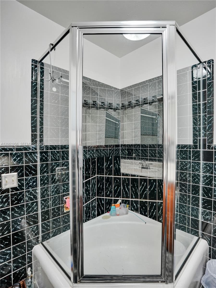 1321 Mandarin Isle photo 32
