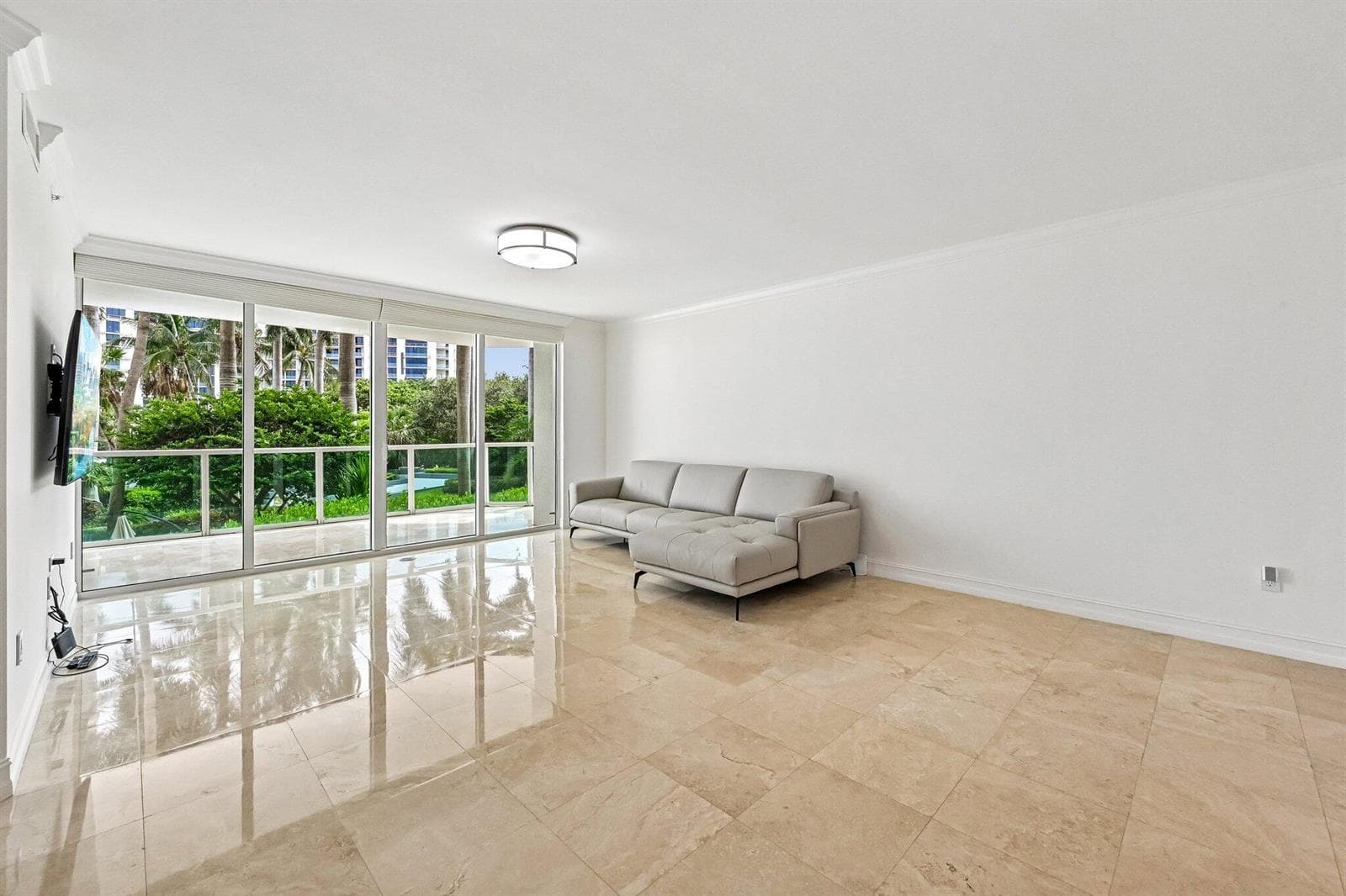 8-web-or-mls-SE Mizner Blvd b206-S3107-0