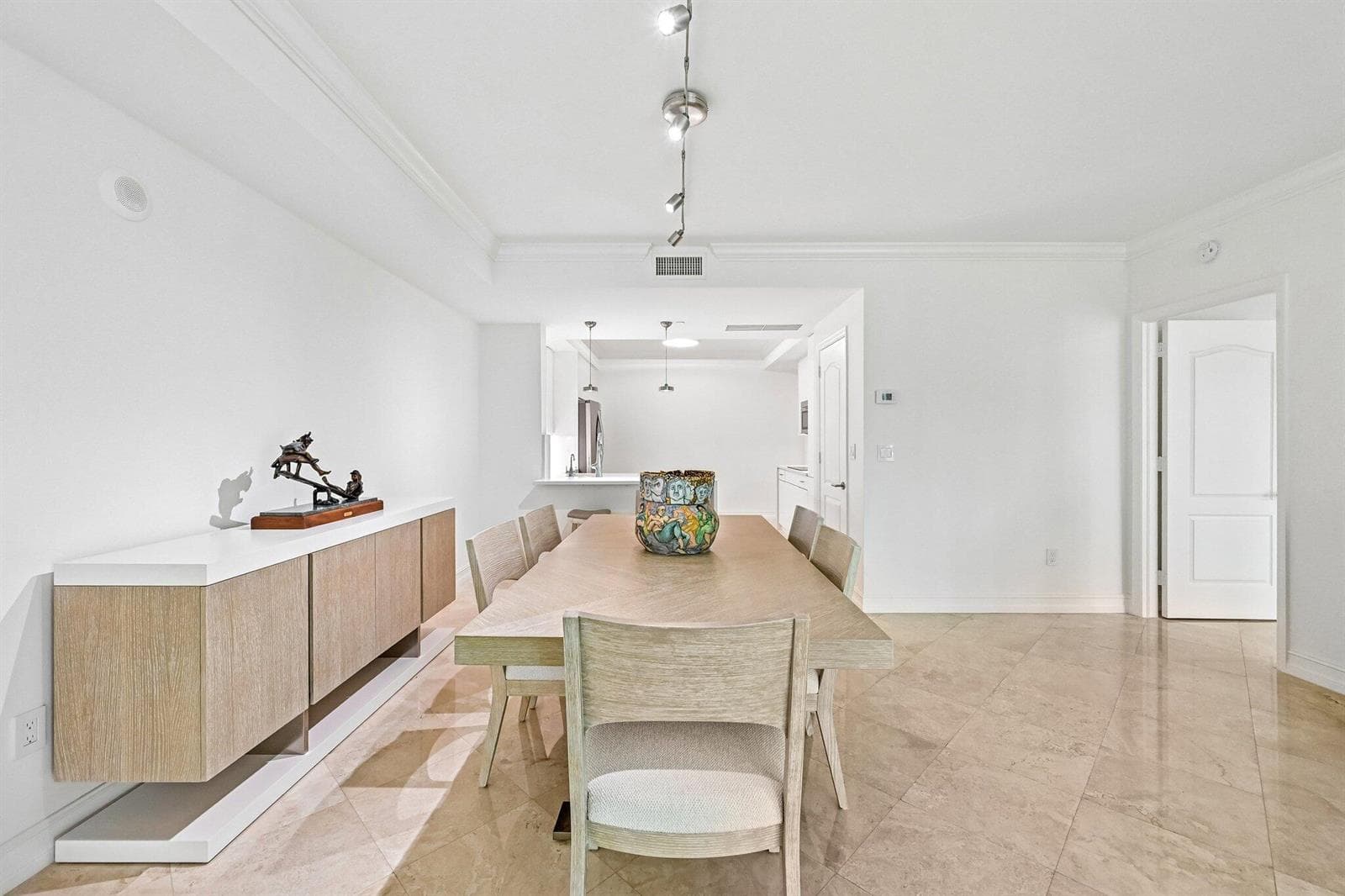 11-web-or-mls-SE Mizner Blvd b206-S3107-