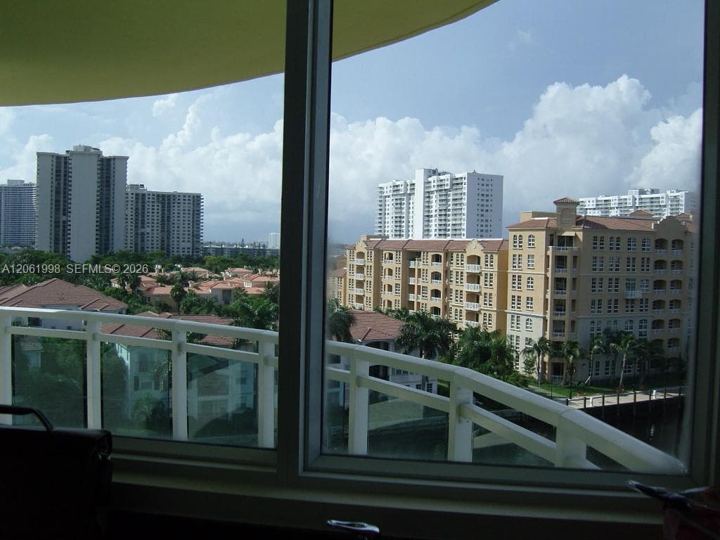 EASTSIDE · #603 in Aventura - Photo 9
