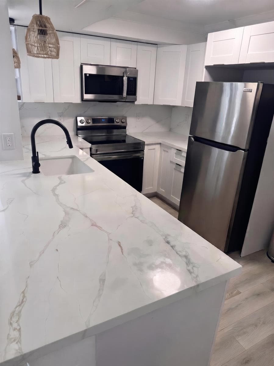 Kitchen - virtual staging