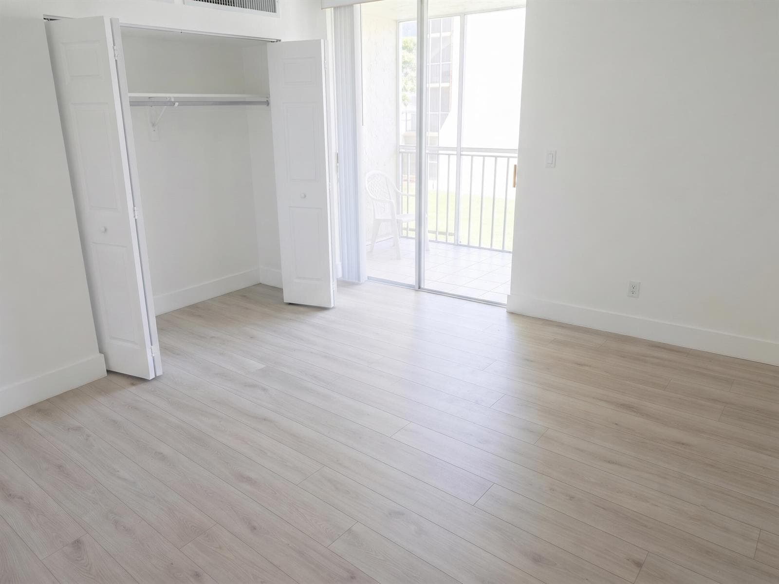 Bedroom 1 - virtual staging