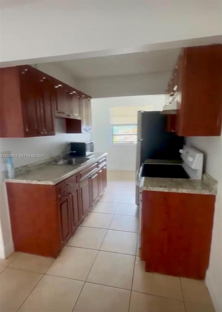 LSOLEI AT HALLANDALE BEAC · #308 in Hallandale Beach - Photo 10