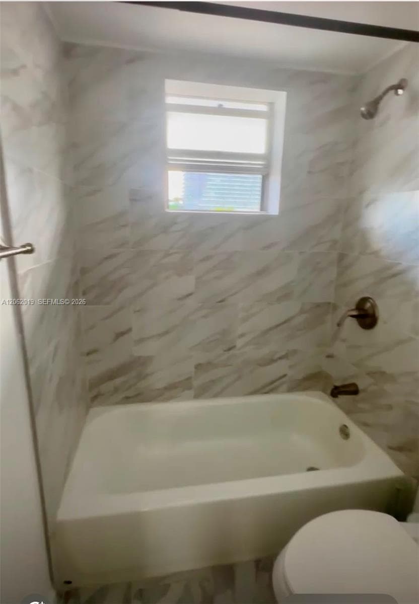 LSOLEI AT HALLANDALE BEAC · #308 in Hallandale Beach - Photo 8