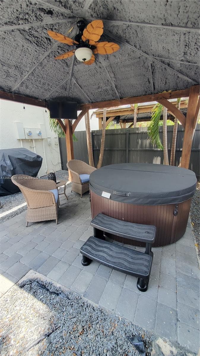 SOUTH BAY ESTATES · #3031 in Miami - Photo 34