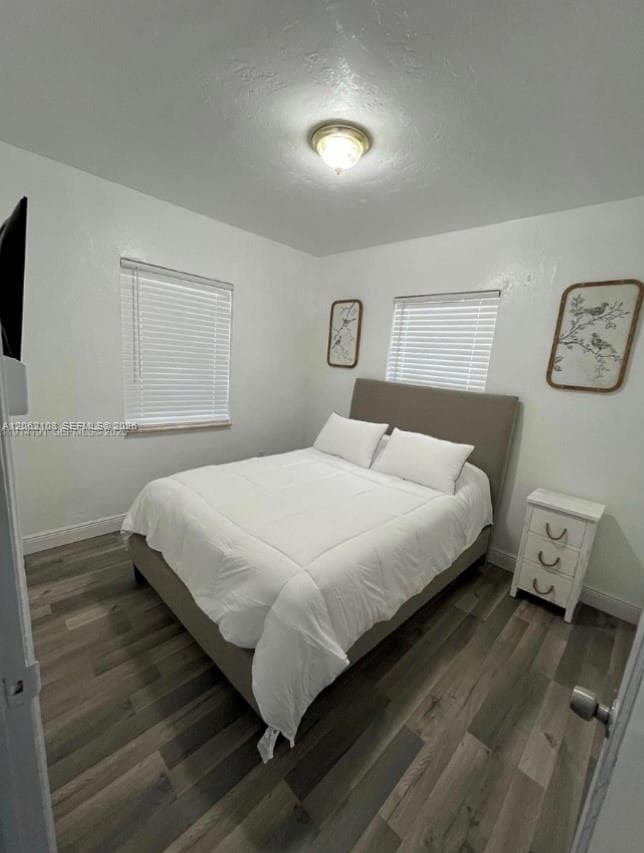 1021 NW 37th Ave photo 17