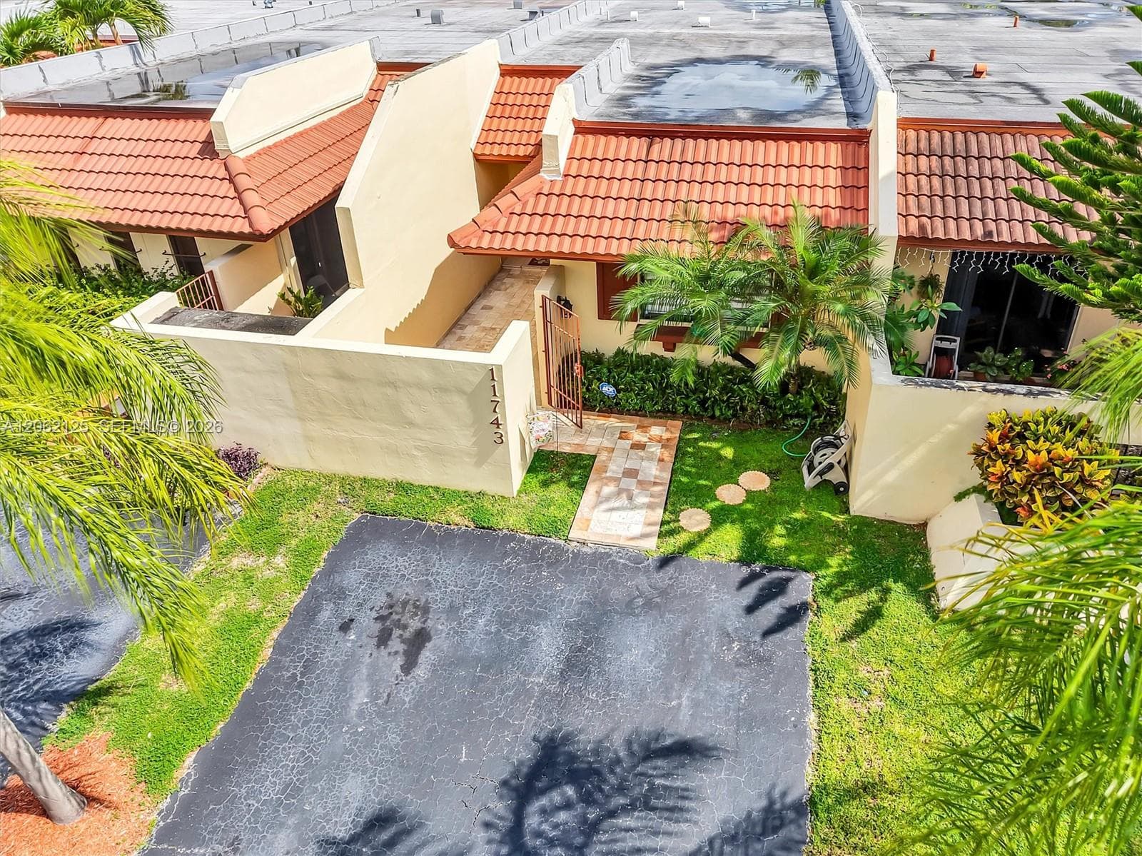 11743 SW 112th Ter photo 23