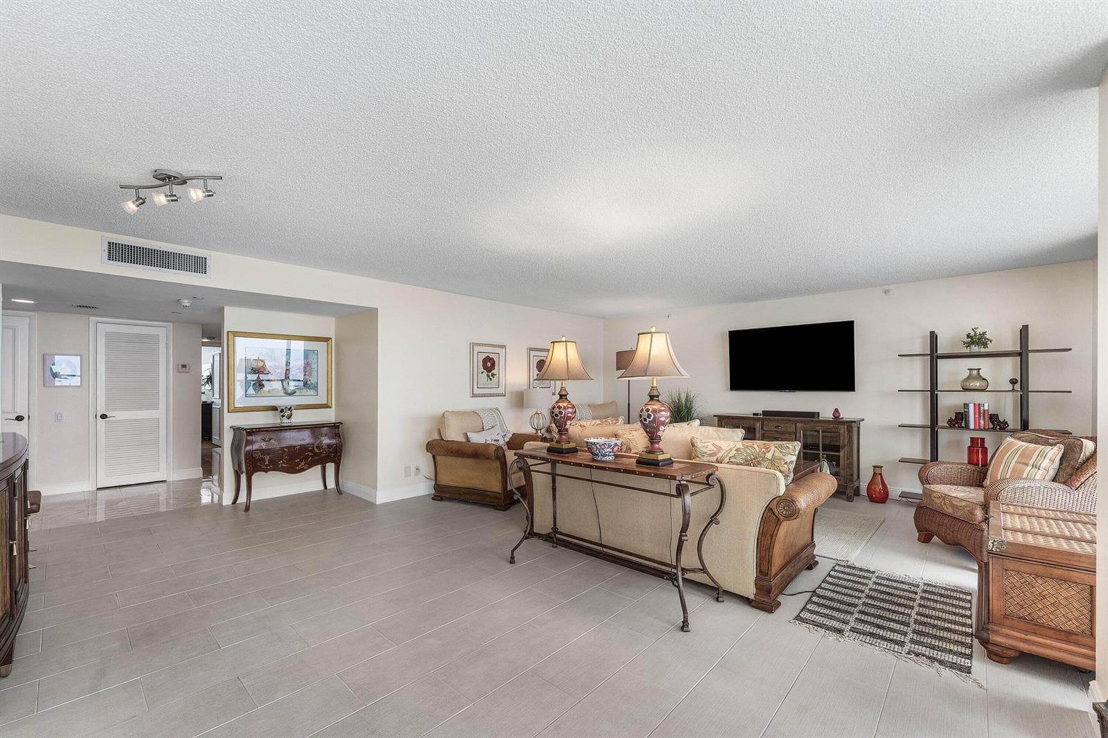 006-250SouthOceanBoulevard-8F-BocaRaton-