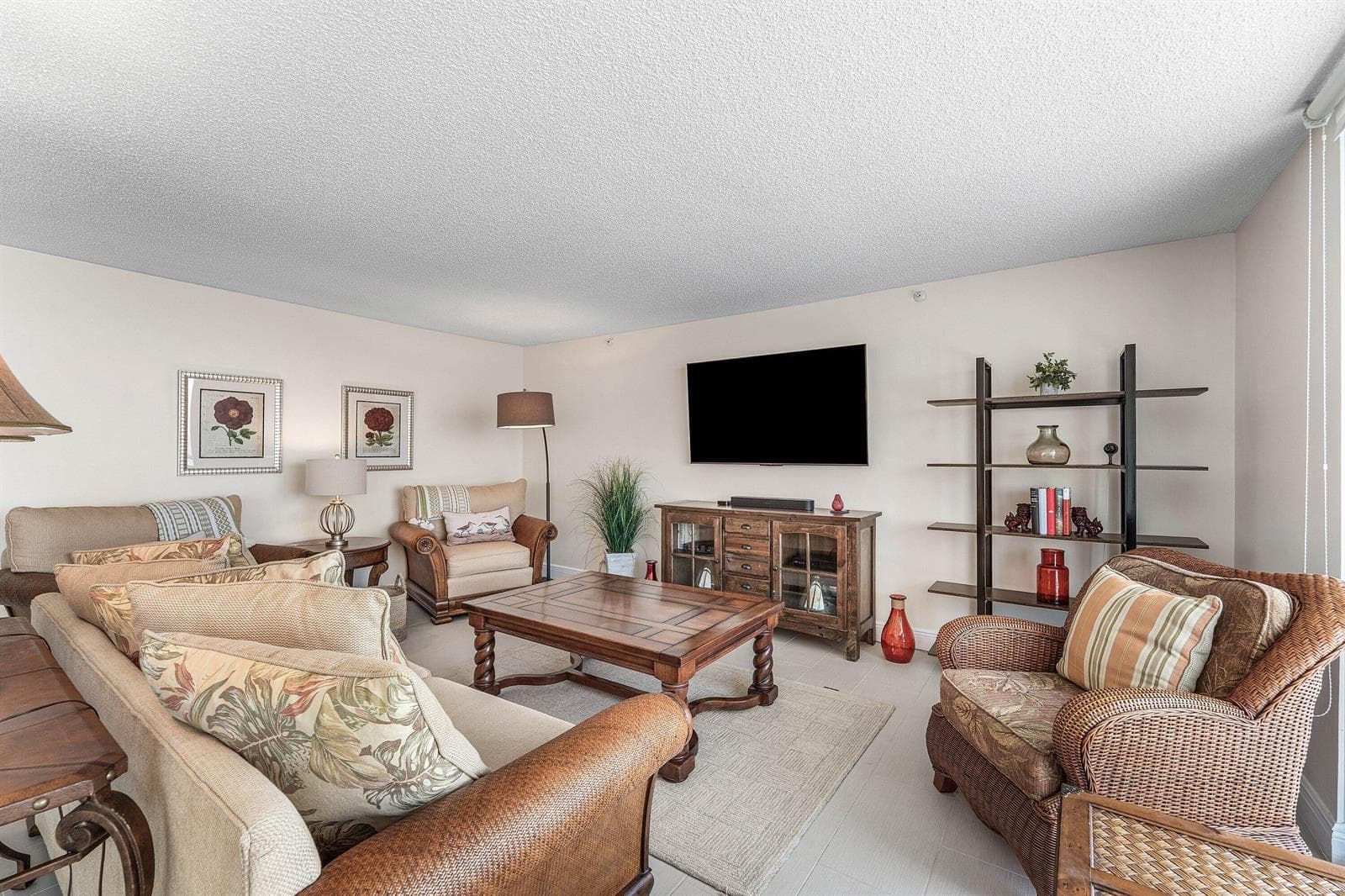 007-250SouthOceanBoulevard-8F-BocaRaton-