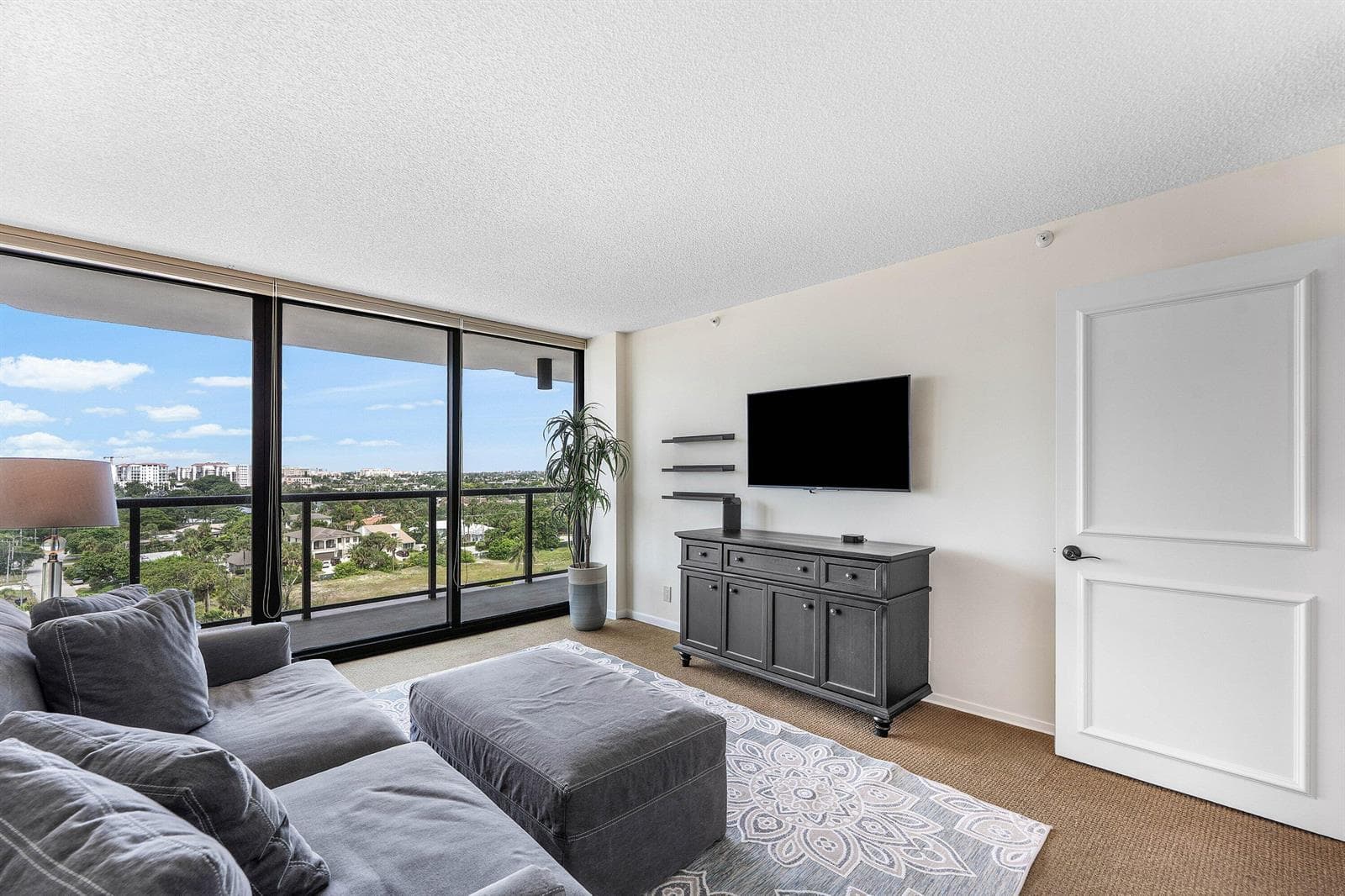 025-250SouthOceanBoulevard-8F-BocaRaton-