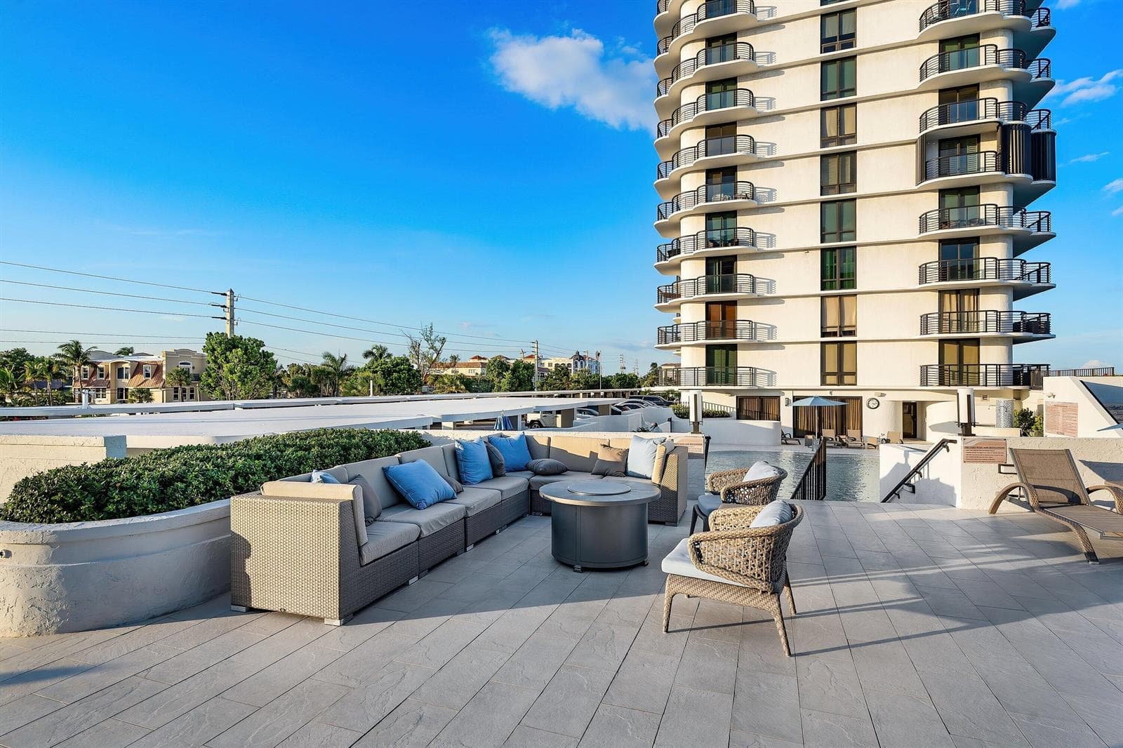 046-250SouthOceanBoulevard-8F-BocaRaton-