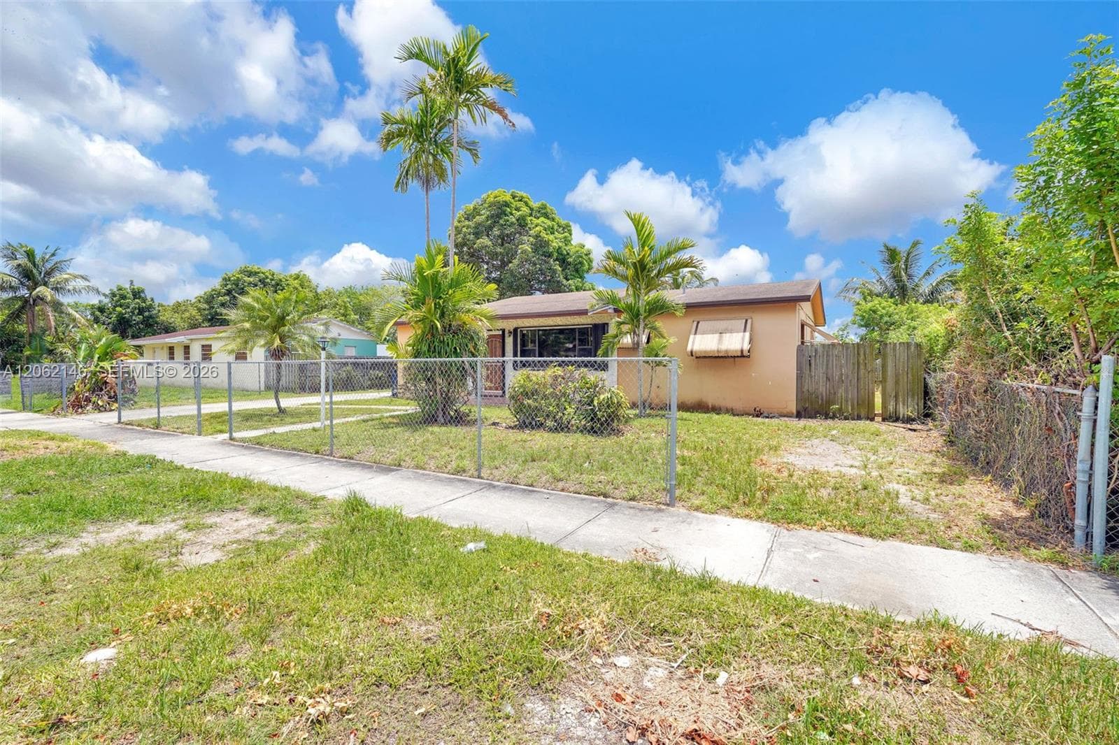 11230 SW 188th St photo 2
