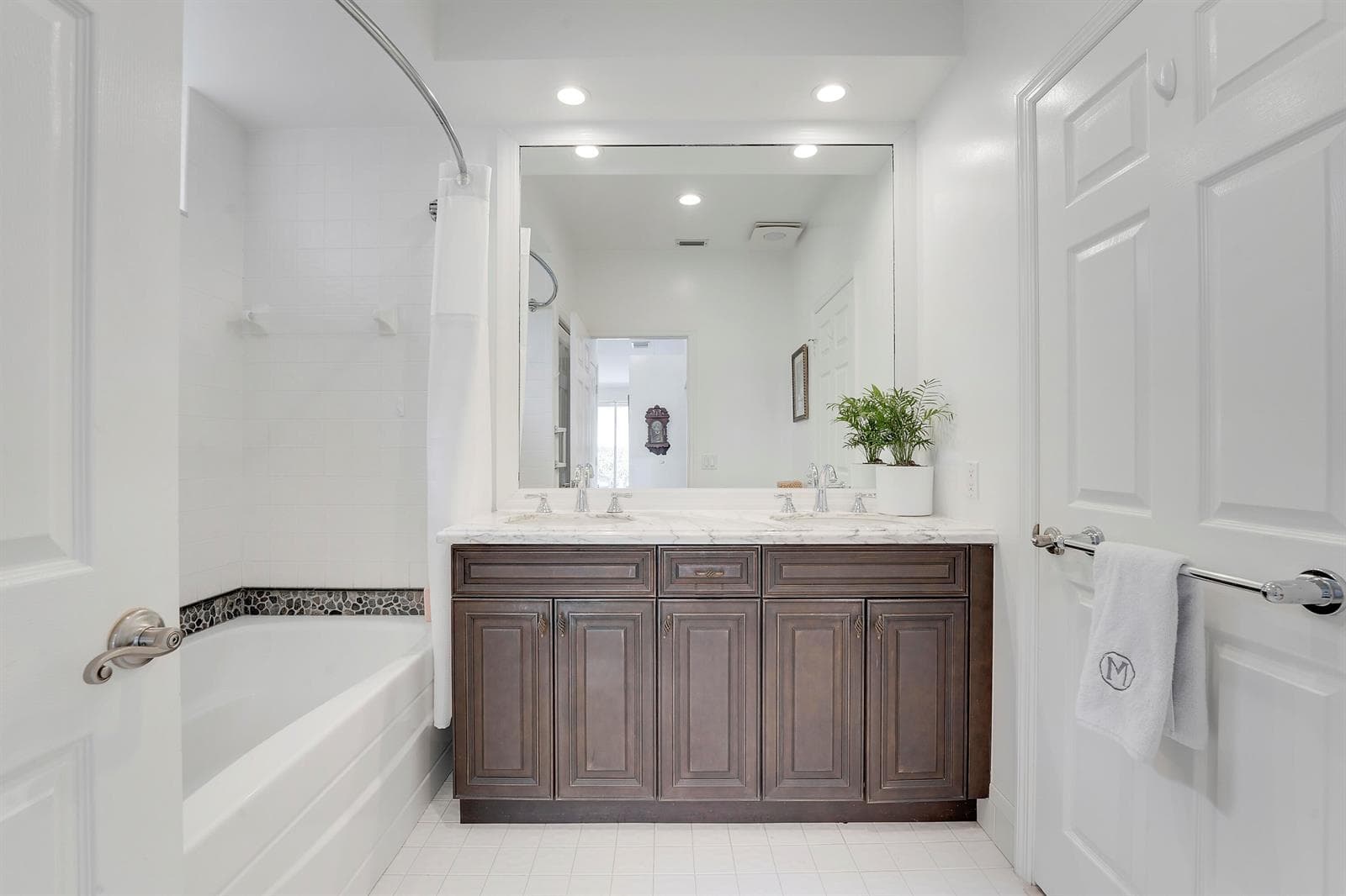 Updated 2nd Full Bath