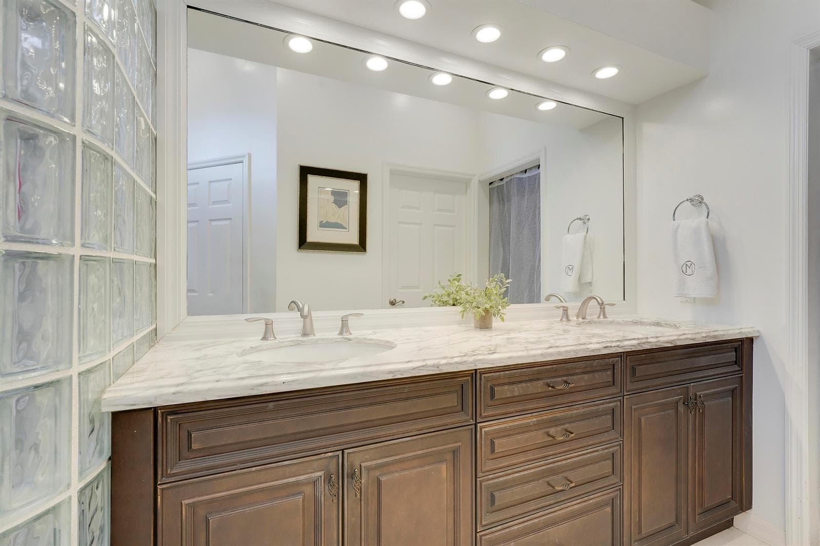 Double Vanity