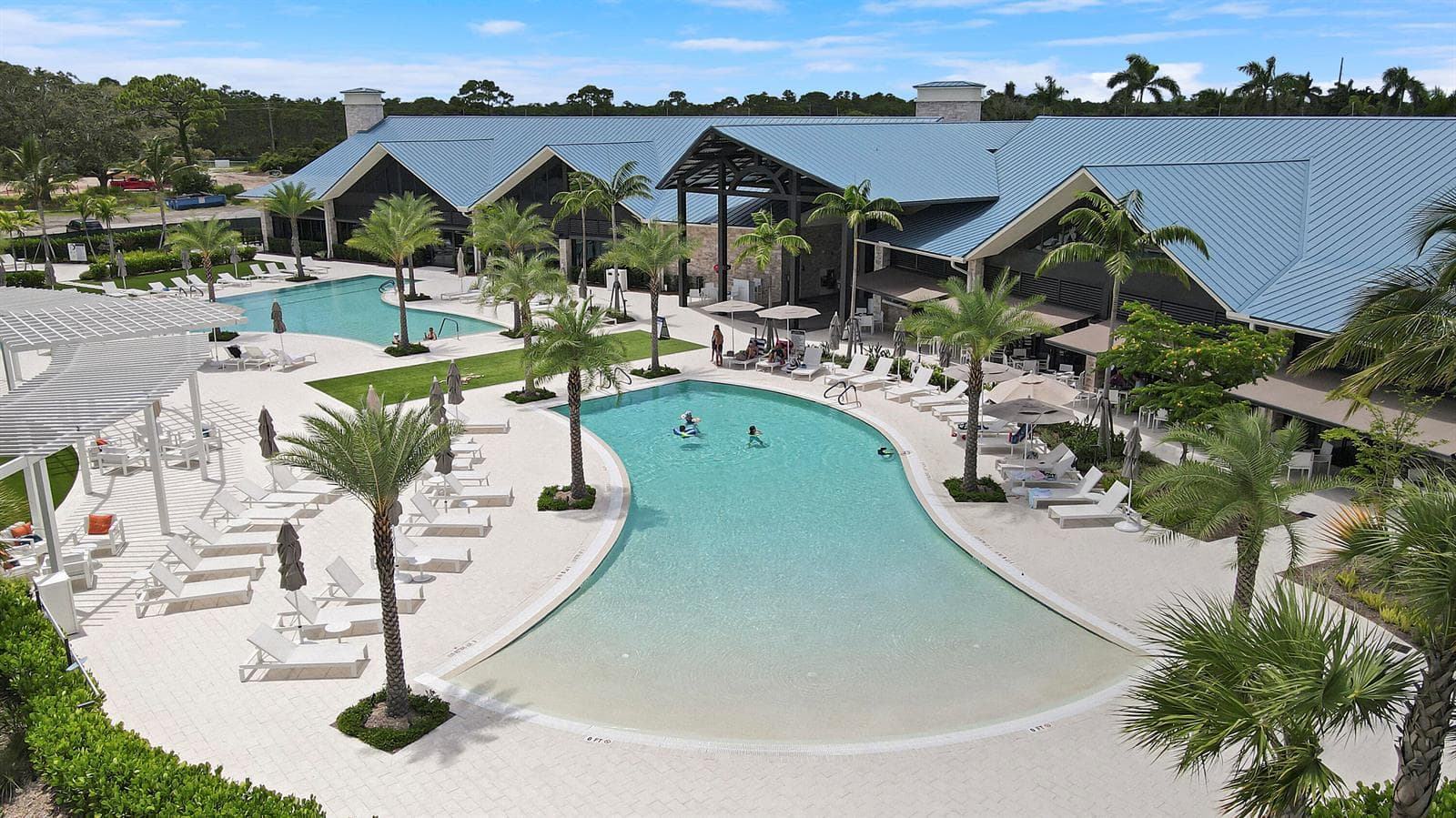 The Pointe Pool