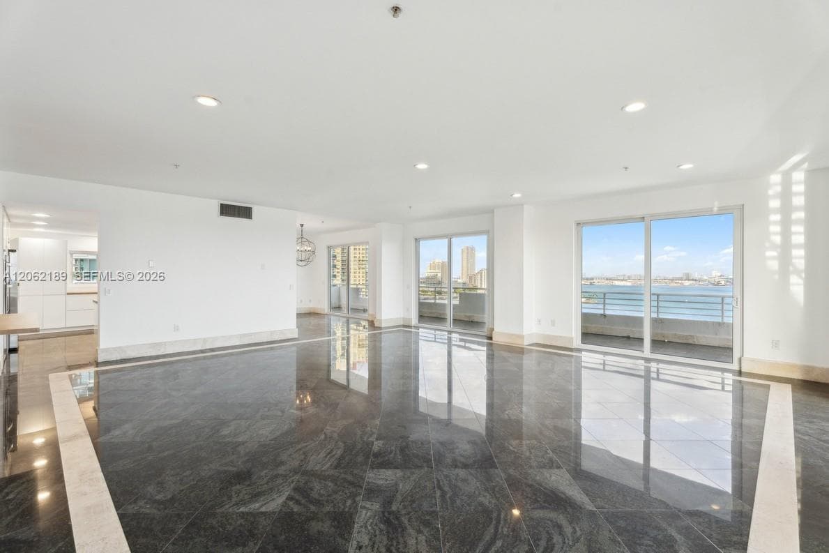 COMMODORE BAY CONDO · #1601 in Miami - Photo 11