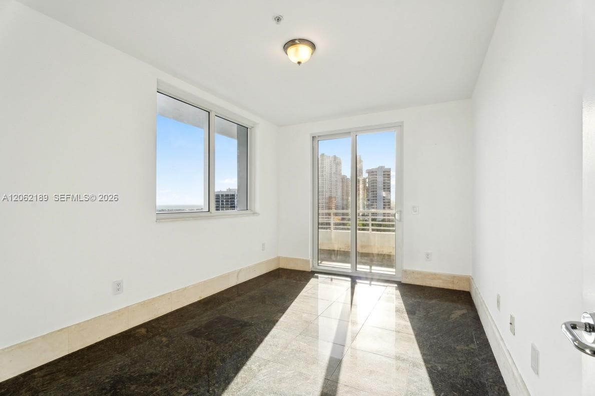 COMMODORE BAY CONDO · #1601 in Miami - Photo 21