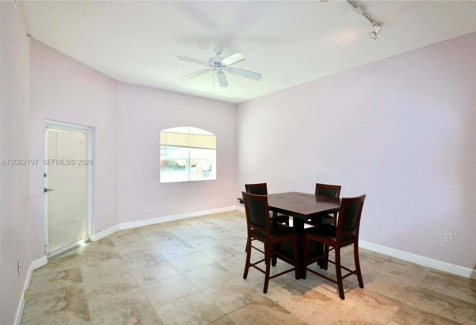 VALENCIA CONDO · #117 in South Miami - Photo 3