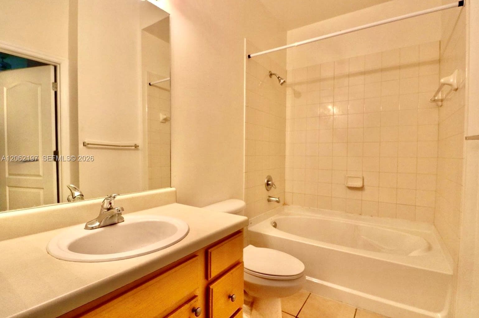 VALENCIA CONDO · #117 in South Miami - Photo 8