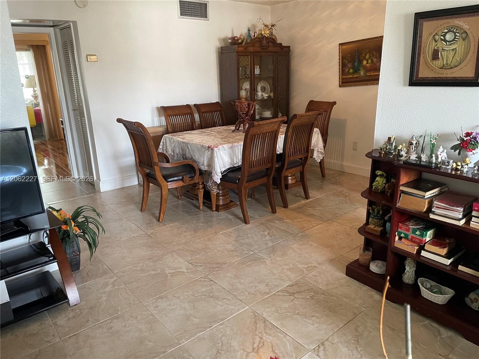 RO-MONT SOUTH GREEN CONDO · #W28 in Miami Gardens - Photo 4