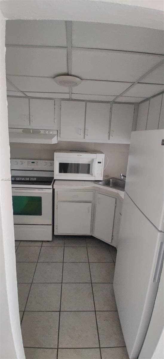 YOLANDA VILLAS CONDO · #706E in Miami - Photo 22