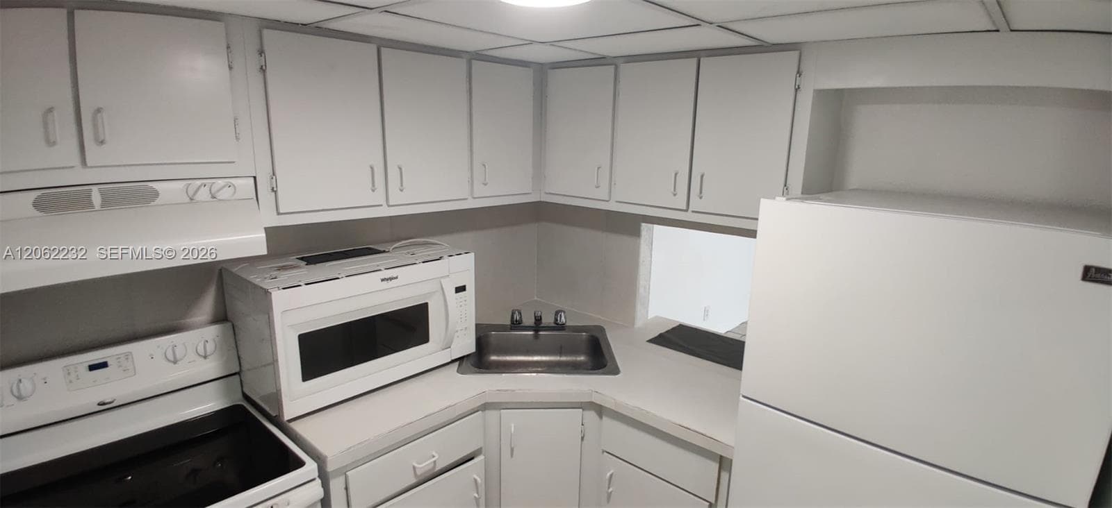 YOLANDA VILLAS CONDO · #706E in Miami - Photo 4