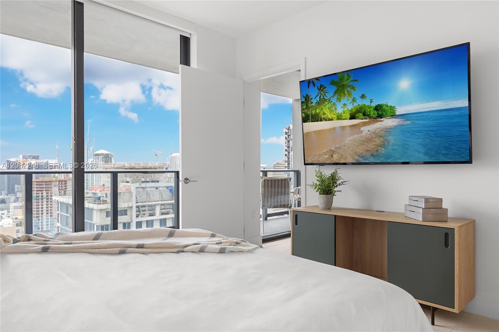 Gale Hotel & Residences (Natiivo) · #3808 in Miami - Photo 14