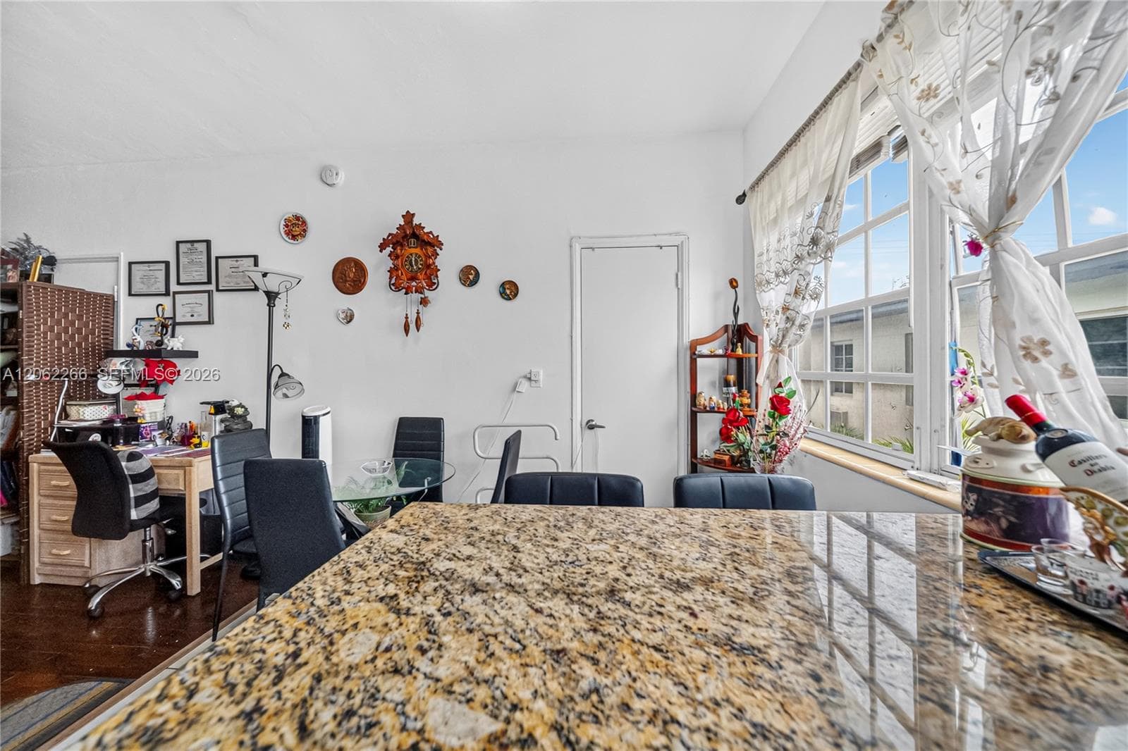 THE LORENA CONDO · #8 in Miami Beach - Photo 16