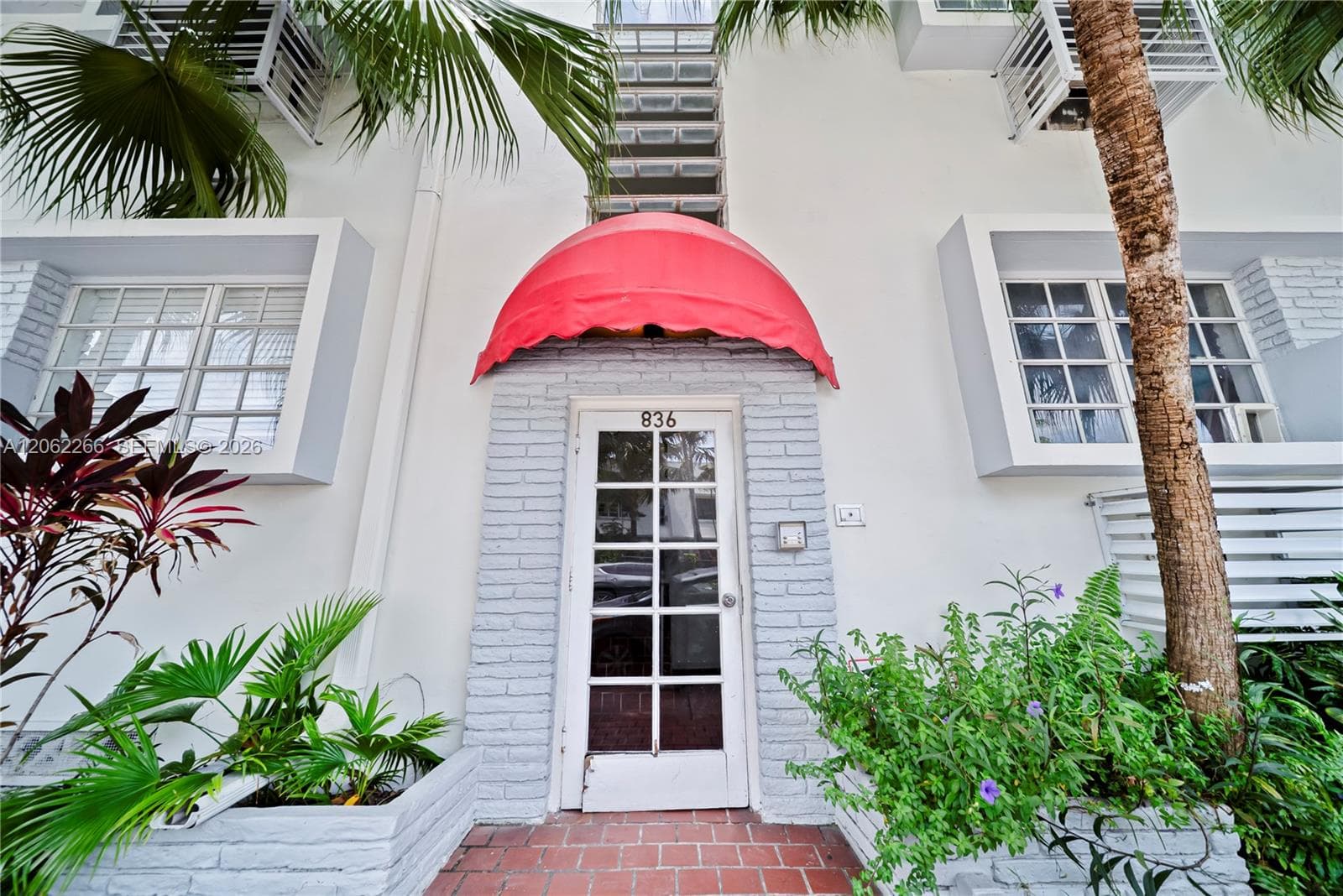 THE LORENA CONDO · #8 in Miami Beach - Photo 1